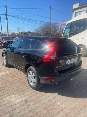 Volvo XC 60 2.0 cutie Automata(5 cilindri, motor Volvo) - imagine 5
