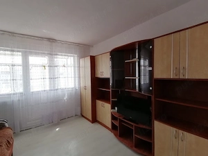 inchiriez apartament cu 2 camere