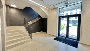 Apartament PREMIUM Coresi Kasper UPGRATED, amenajare ROVERE, 2 parcari, boxa - imagine 13