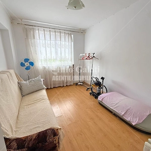 | Apartament cu 3 camere | Mobilat si Utilat | Micro 13 | - imagine 7
