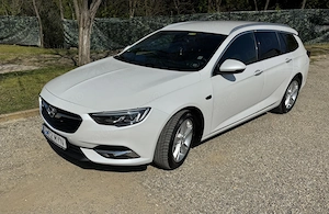 Vând Opel Insignia
