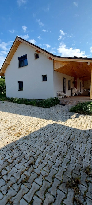Vila in Dudesctii Noi toate utilitatile strada asfaltata teren 1800 mp