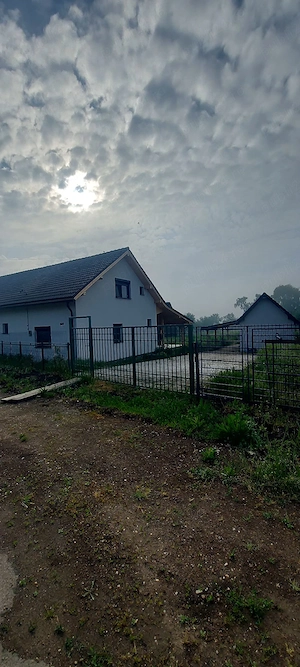 Vila in Dudesctii Noi toate utilitatile strada asfaltata teren 1800 mp - imagine 3