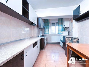 Apartament 2 camere in apropiere de Universitatea Vasile Goldis