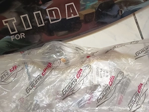 Vînd deflector capota pentru Nissan Tida an 2007