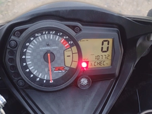 De vânzare Suzuki GSXR K8  - imagine 3