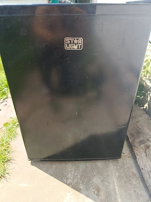 Mini frigider înălțime de 62 cm 