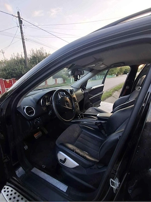 Vând Mercedes-Benz ML,an 2008,320CDI,225cp,pretul este negociabil!