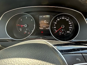 Volkswagen Passat B8 1.6 TDI 120 CP | Navi | Cameră | Senzori F+S | Climatronic 3 Zone |  - imagine 2