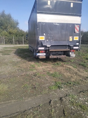 Vand comion 7,5 tone cu lift si prelata - imagine 4