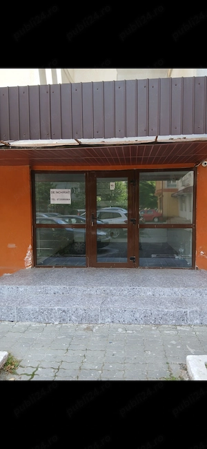 Inchiriez spatiu comercial central policlinica