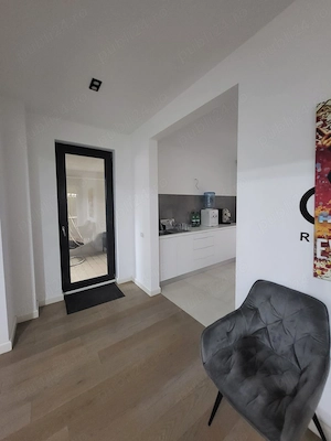 Apartament 2 camere-Parter Vila-Ideal birouri cabinet-Acces metrou 10 min - imagine 6