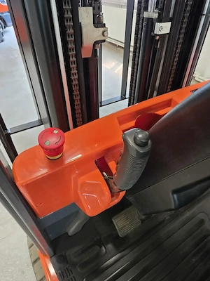 Electrostivuitor Toyota 1.5T Triplex 2019 11.554 ore  Garantie si Service incluse motostivuitor - imagine 12