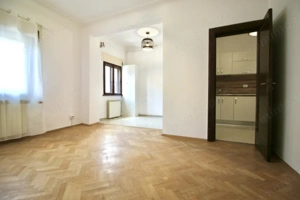 CALEA DOROBANTI, APARTAMENT NEMOBILAT IN BLOC TIP VILA, 0% COMISION! - imagine 12