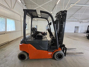 Electrostivuitor Toyota 2.0T  Triplex 2018 Ore 7024 Garantie si Service incluse motostivuitor - imagine 9