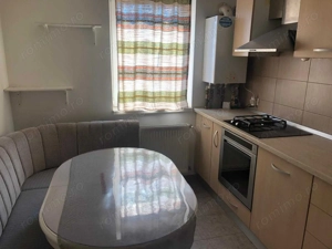 3 camere decomandat, centrala proprie, parcare, etaj 1