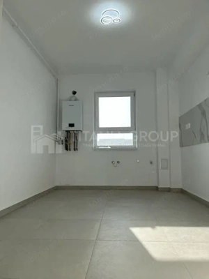 Apartament 3 camere, decomandat, 80 mp utili, 2 terase, parcare boxa - imagine 3