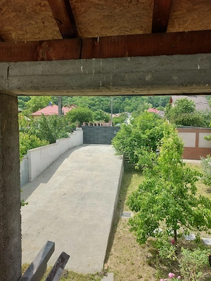Casa renovata Bujoreni + casa la gri p+1 ,la DN  - imagine 10