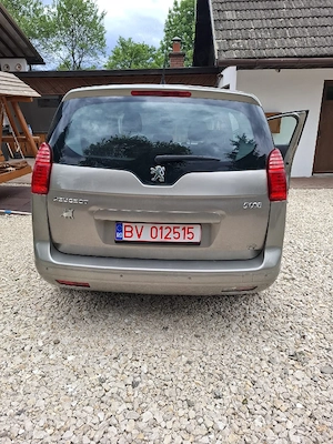 Peugeot 5008 - imagine 3