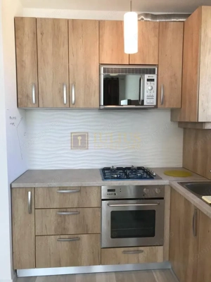 Apartament in zona Zone Cafe 2 - imagine 3
