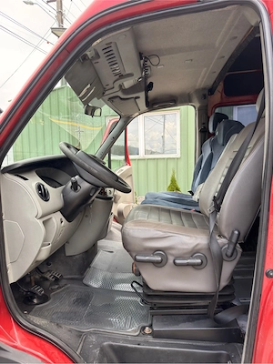 Renault Master 2009, 2.5 diesel, 9 locuri. - imagine 9