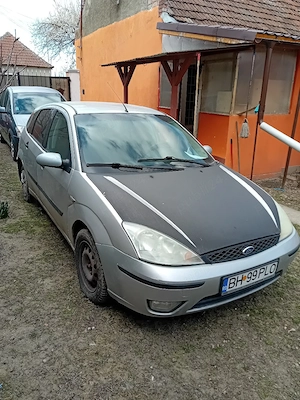 Ford focus 1,6 benzină  - imagine 4