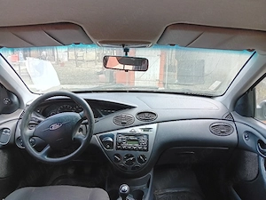 Ford focus 1,6 benzină  - imagine 2