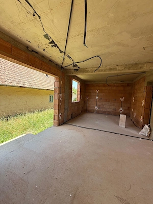 MT253 Duplex la rosu, 4 camere, Sanandrei, la asfalt - imagine 4