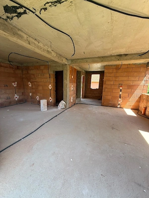 MT253 Duplex la rosu, 4 camere, Sanandrei, la asfalt - imagine 3