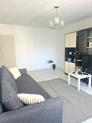Prima închiriere   Apartament 2 camere, Piața Centrală, 56 mp, decomandat ultracentral ideal student - imagine 8