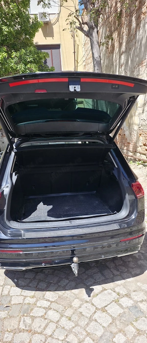 Volkswagen Tiguan 2.0 TDI Bi-Turbo 240 CP - imagine 9
