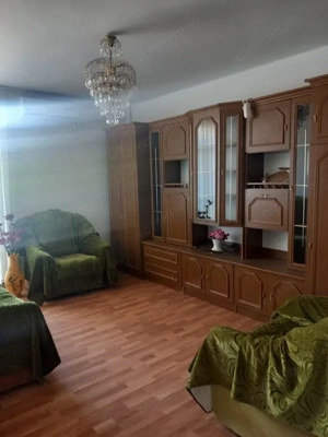 Apartament 3 camere, 75 mp, Etaj 2, zona Centru  - imagine 3
