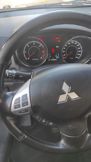 Mitsubishi asx - imagine 6