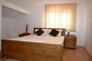 Casa 4 - 5 camere Navodari - imagine 3