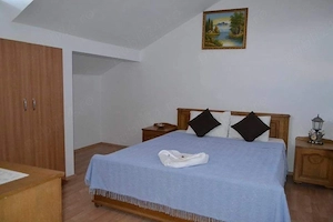 Casa 4 - 5 camere Navodari - imagine 6