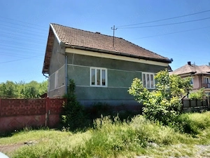 De vanzare casa cu anexe si gradina 2418 m.p la 30 km distanta de Cluj Napoca - imagine 2