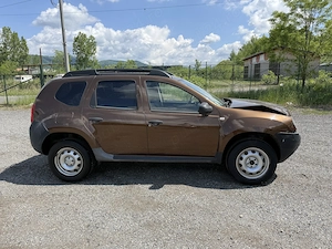 Dacia Duster 2013 4x2 - imagine 3