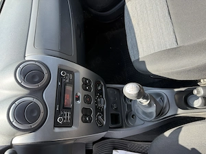 Dacia Duster 2013 4x2 - imagine 9