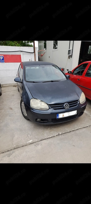 Se vinde Golf V motor blocat