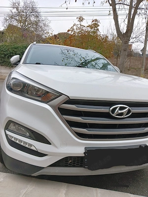 Vand Hyundai Tucson AWD(4x4), 2.0 CRDI - imagine 2