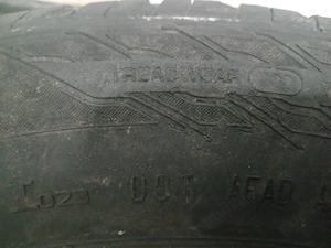 Vând 4 cauciucuri de logan  185 65 r15 88t continental  - imagine 4
