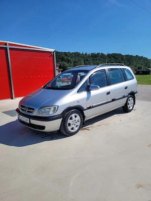 Opel Zafira 1.6 benzină si GPL