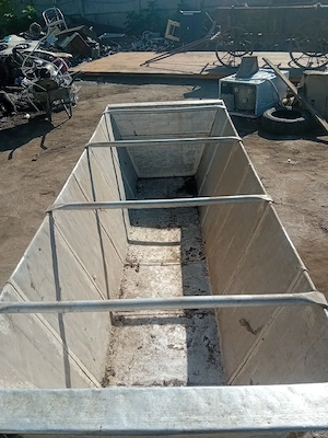 jgheab de aluminu pentru hrănirea vacilor, oilor, caprelor si cailor - imagine 4