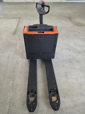 Transpalete electrice Toyota 2Tone catarg Triplex Redresor + Garantie + Service incluse transpalete - imagine 20