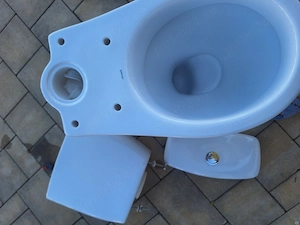 Vas wc cu rzervor
