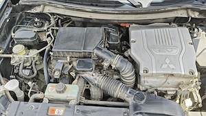 Mitsubishi Outlander PHEV Plug-in Hybrid   4x4   Stare Excelentă   Baterie Schimbată 2025 - imagine 9
