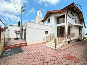 Vila moderna D+P+E | zona ultracentrala Tulcea - imagine 2