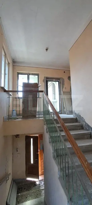 Casa 4 camere, 100 mp, zona Livezii - Fagaras - imagine 3