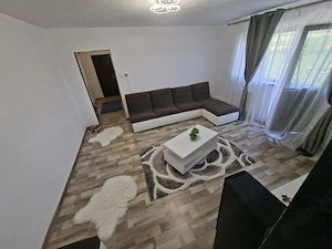 Vand Apartament 60mp etaju 3 - imagine 4