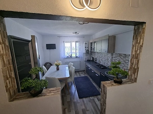 Vand Apartament 60mp etaju 3 - imagine 2